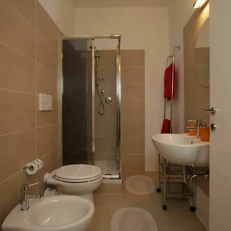 Qaral Bed and breakfast 3*